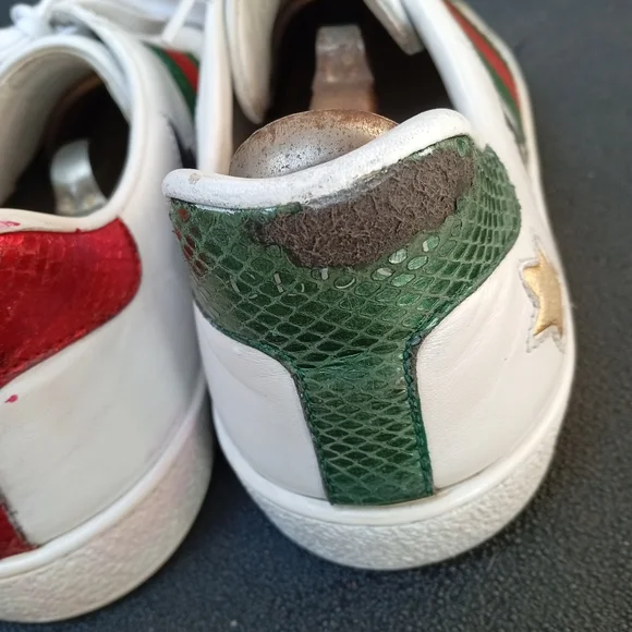 Gucci Brooklyn White Sneakers with Red Star Accents - Picture 4 of 12